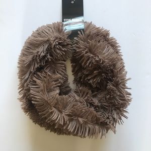 Steve Madden Cowl Scarf. NEW!!